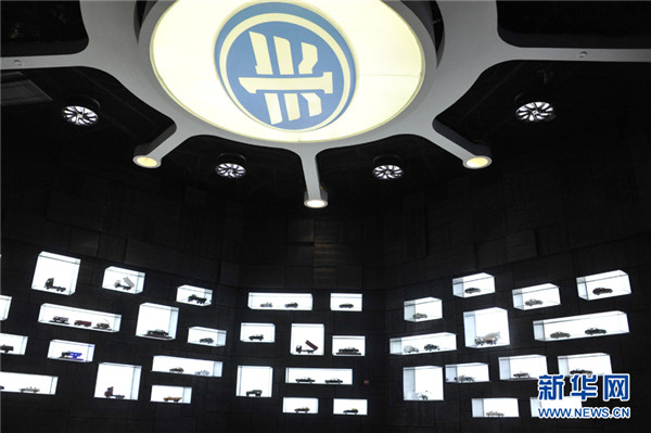 汽车之城展厅.jpg